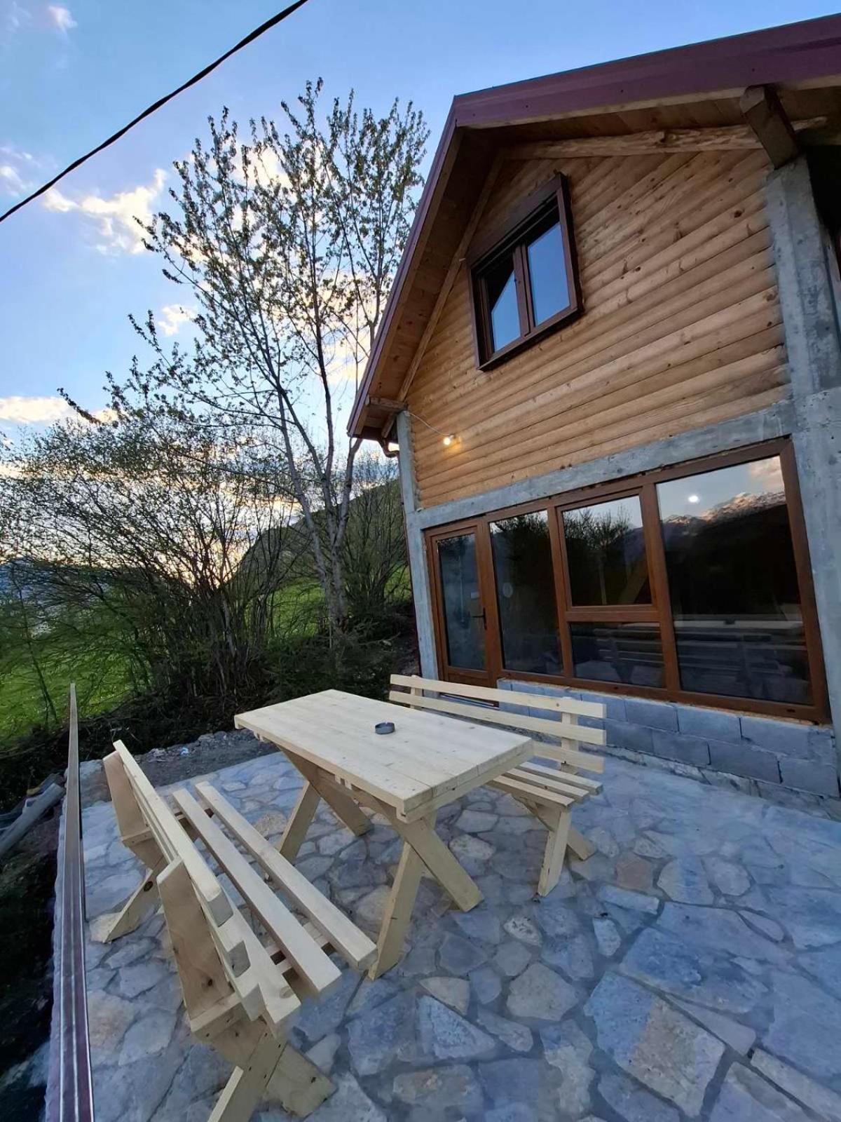 Bungalows Malagic Gusinje Exterior foto
